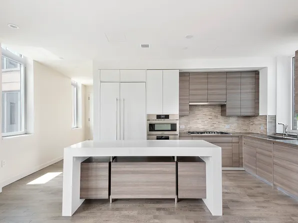 285 West 110th Street image 4 of 20