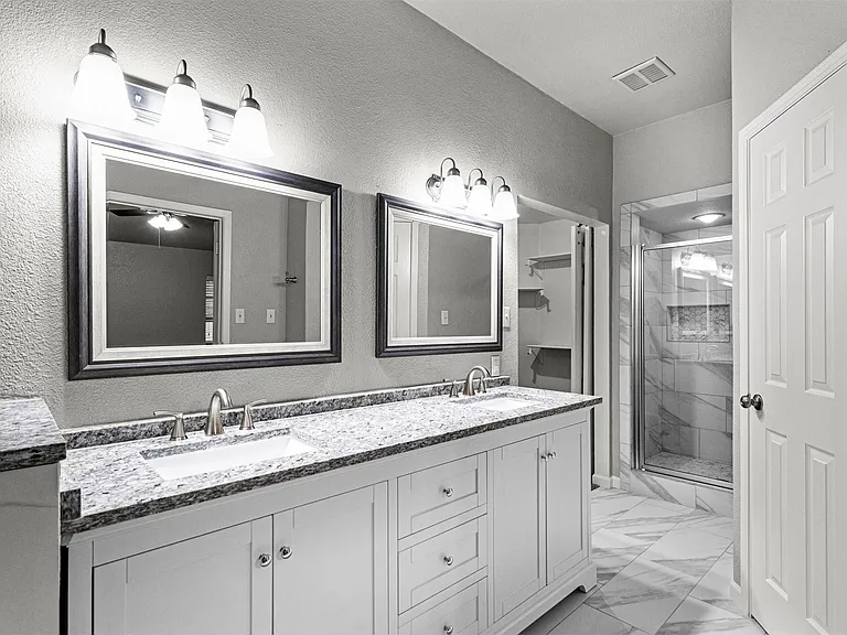 4219 Harvest Point Dr — Photo 24