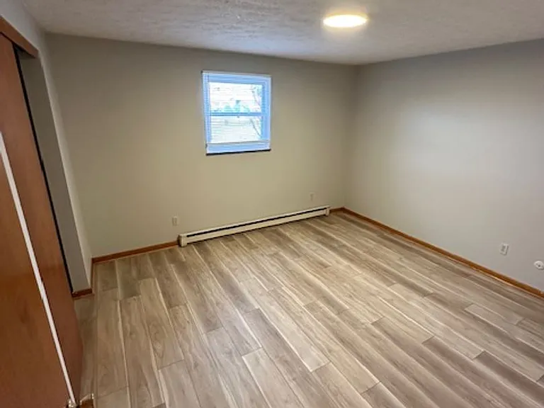 247 Edwin St NW — Photo 6