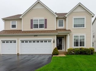 10477 Eastwood Dr, Huntley, IL 60142
