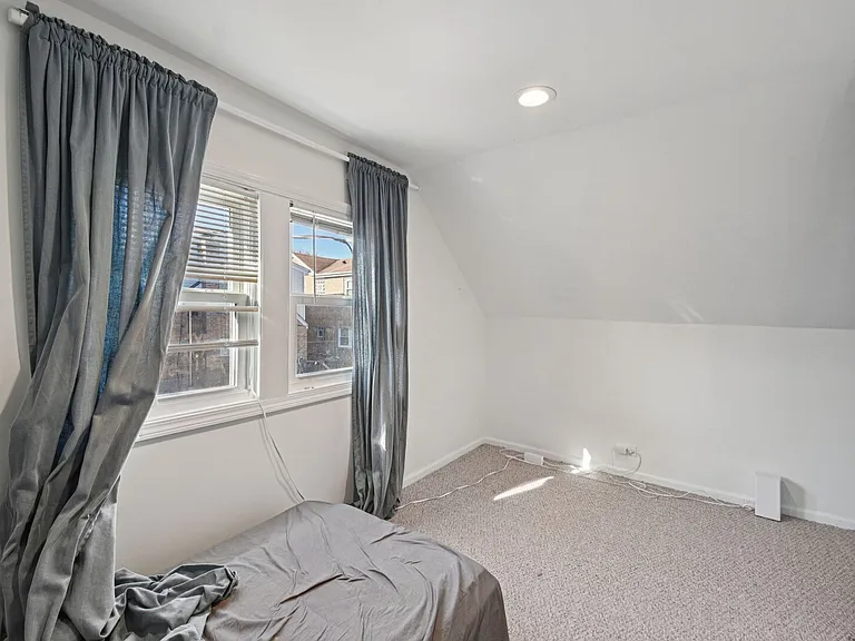 5017 N Meade Ave #CH — Photo 3