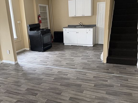 5th image of 332 Green St #2