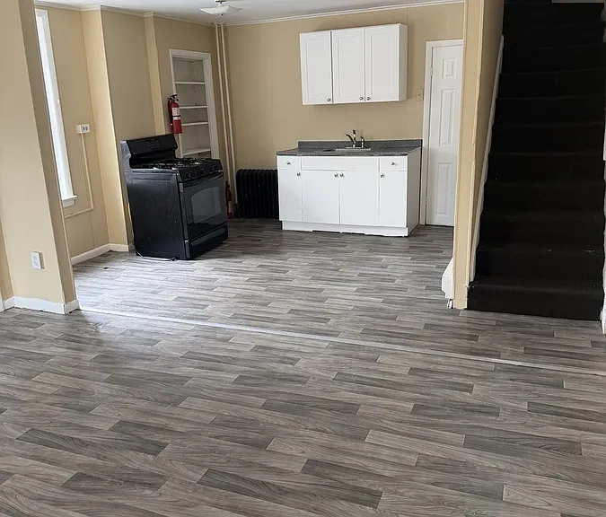 332 Green St #2 — Photo 5
