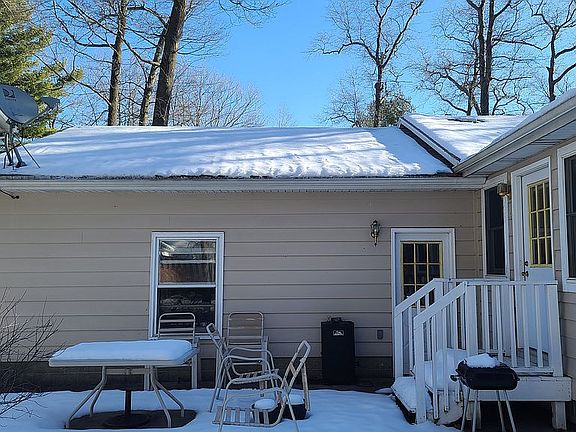 3rd image of 1612 S Mears Ave