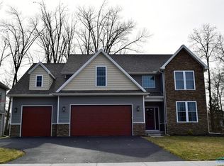 8761 Linden Lake Rd, Sylvania, OH 43560