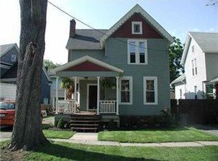 11 Juniper St, Lockport, NY 14094