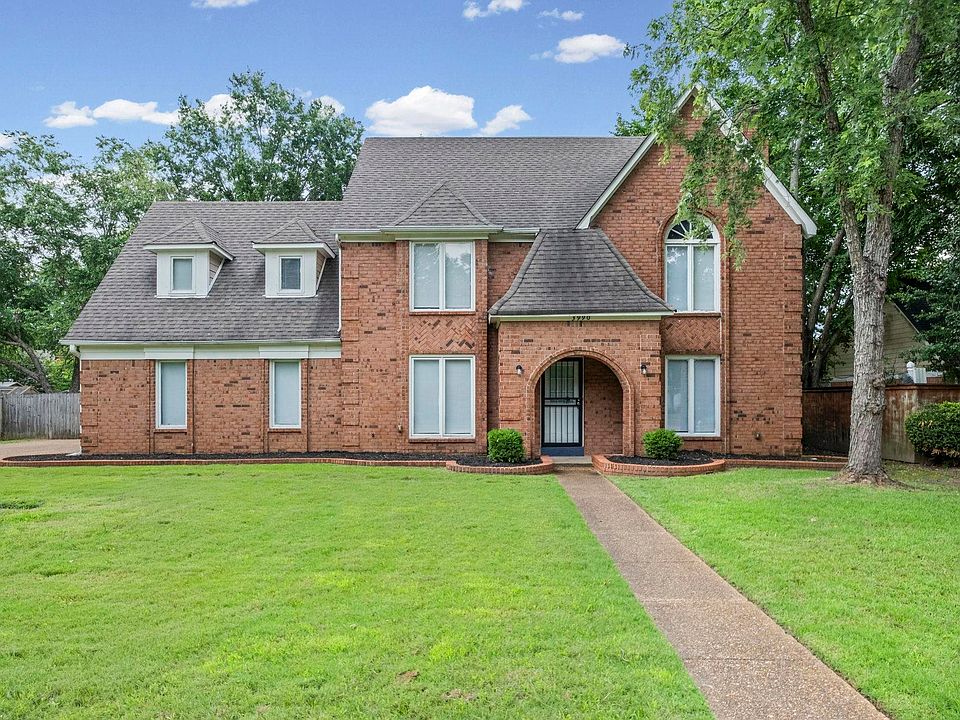 1st image of 3990 Clubview Dr