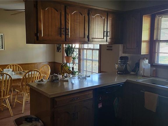 4th image of 12323 E 59th St