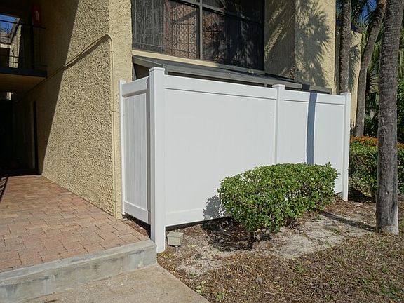 3rd image of 5302 W Kennedy Blvd Unit 101