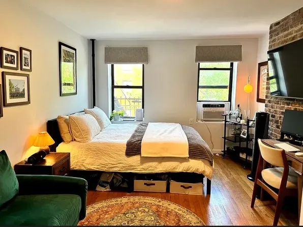 310 E 6th St APT 16, New York, NY 10003