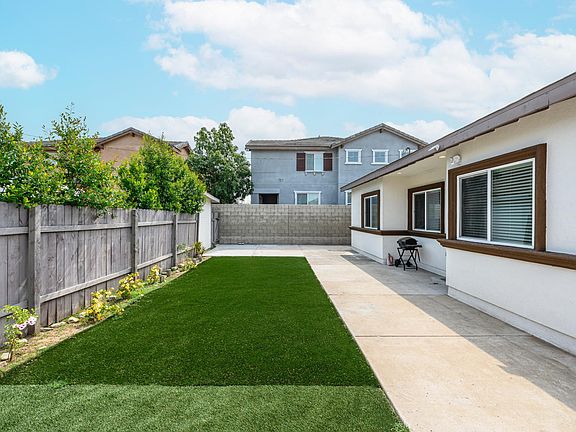 2nd image of 15128 Nubia St #A