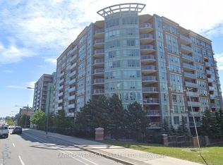 62 Suncrest Blvd #320, Markham, ON L3T 7Y6