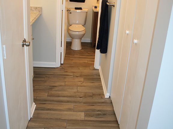 4th image of 1415 Olivewood Ct