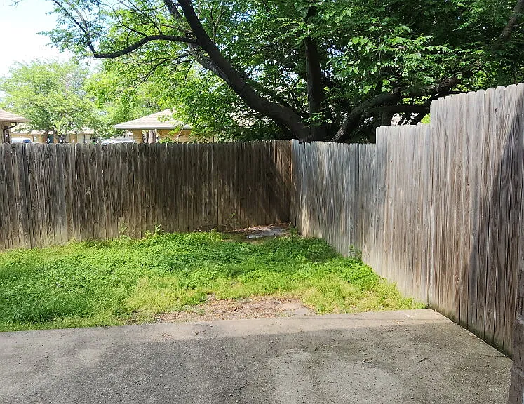 9110 Lanham St — Photo 16