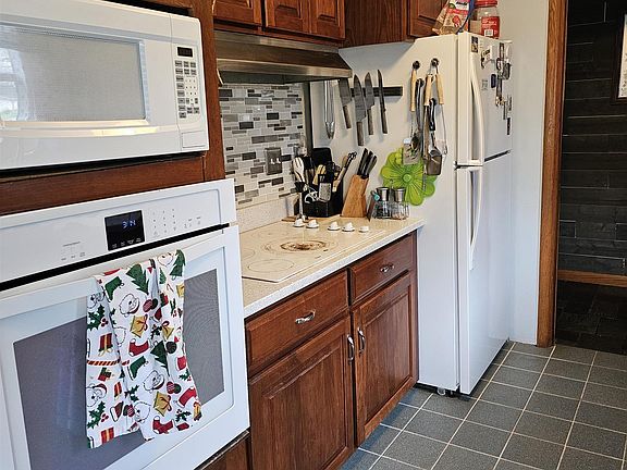 5th image of 1604 Otlahurst Dr