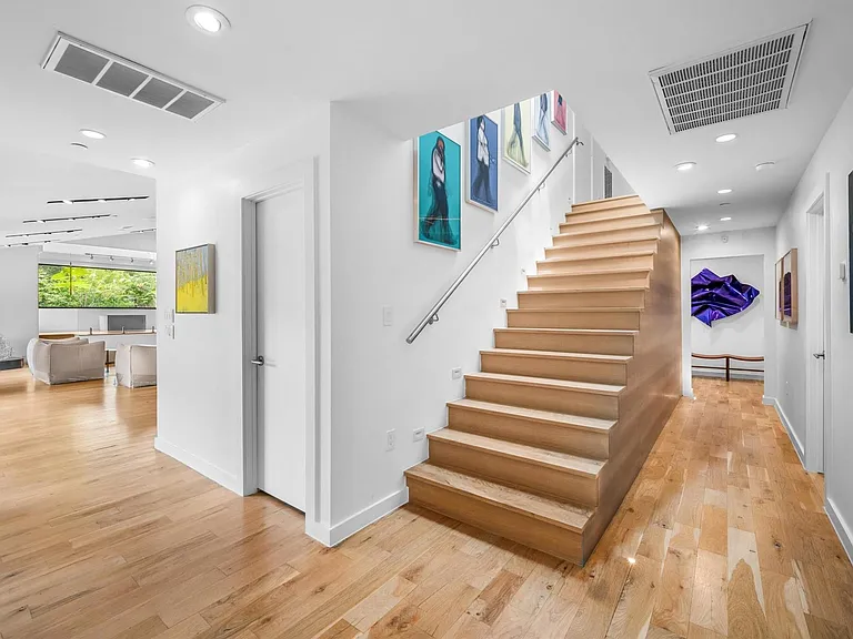 10 Inwood Oaks Dr — Photo 37