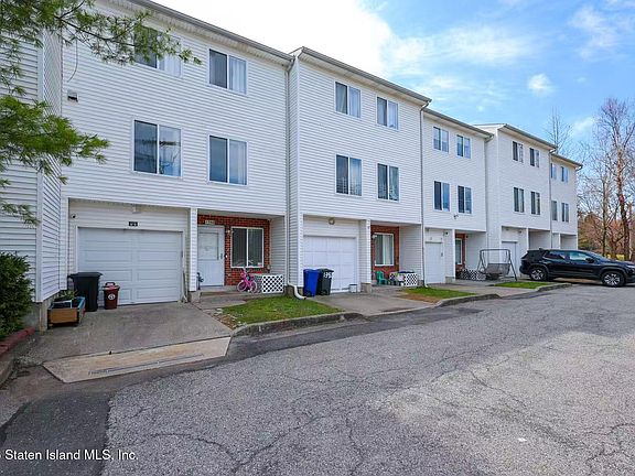 2nd image of 1340 Arthur Kill Rd