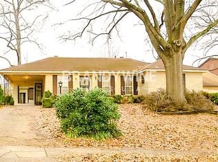 4059 Brompton Rd, Memphis, TN 38118