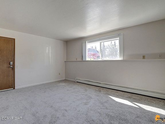 3rd image of 5215 E 26th Ave APT 4