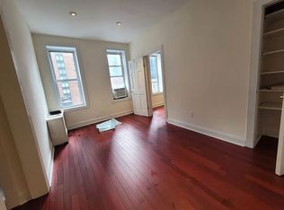 408 W 44th St #XT, New York, NY 10036