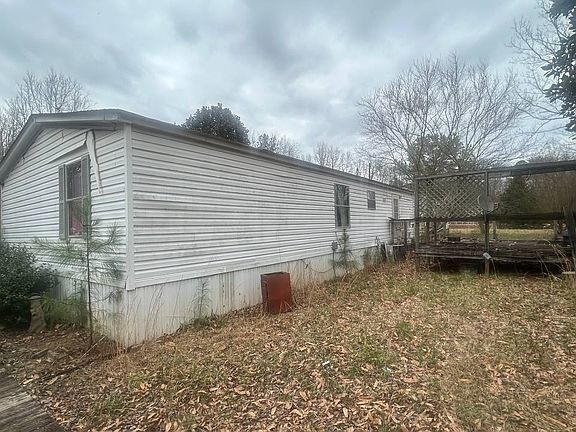 3rd image of 19 Kathryn Way