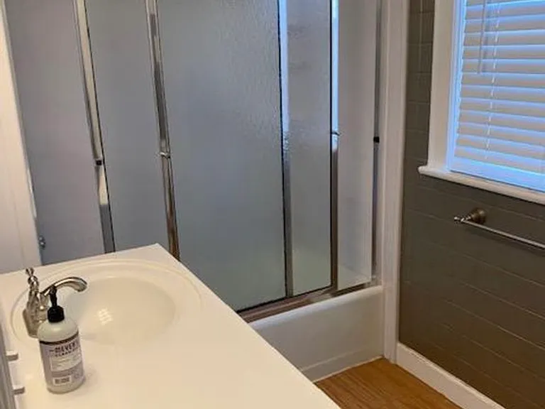 1529 Westwood Ave — Photo 8