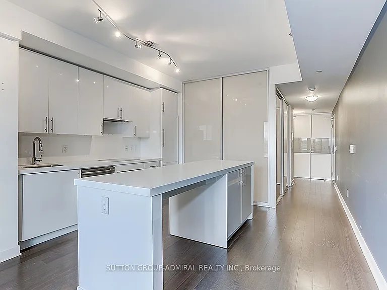 156 Portland St #403 — Photo 7