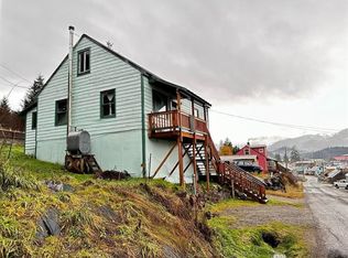 328 2nd St, Hoonah, AK 99829