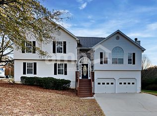 235 Taylors Farm Dr, Canton, GA 30115