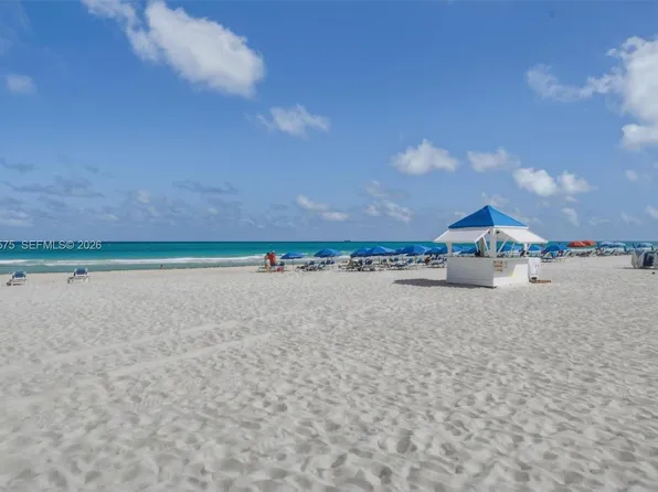 4301 Collins Ave APT 201, Miami Beach, FL 33140