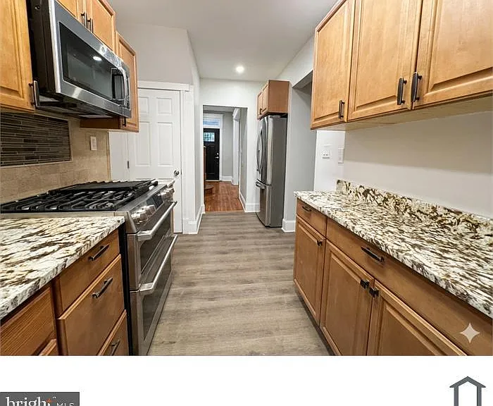 303 Webster St NW — Photo 5