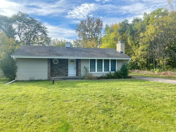 29W525 Cape Ave, West Chicago, IL 60185