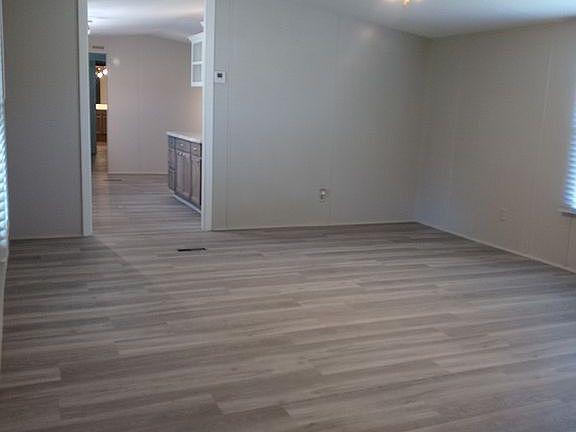 5th image of 1357 Saint Francis Ln