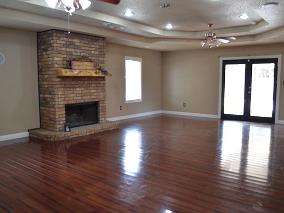 3rd image of 3106 County Road 7650