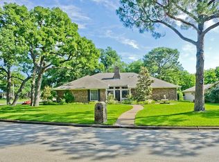 1609 Ridgeview Dr, Arlington, TX 76012