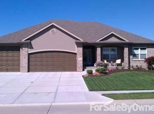 2034 S 193rd St, Omaha, NE 68130