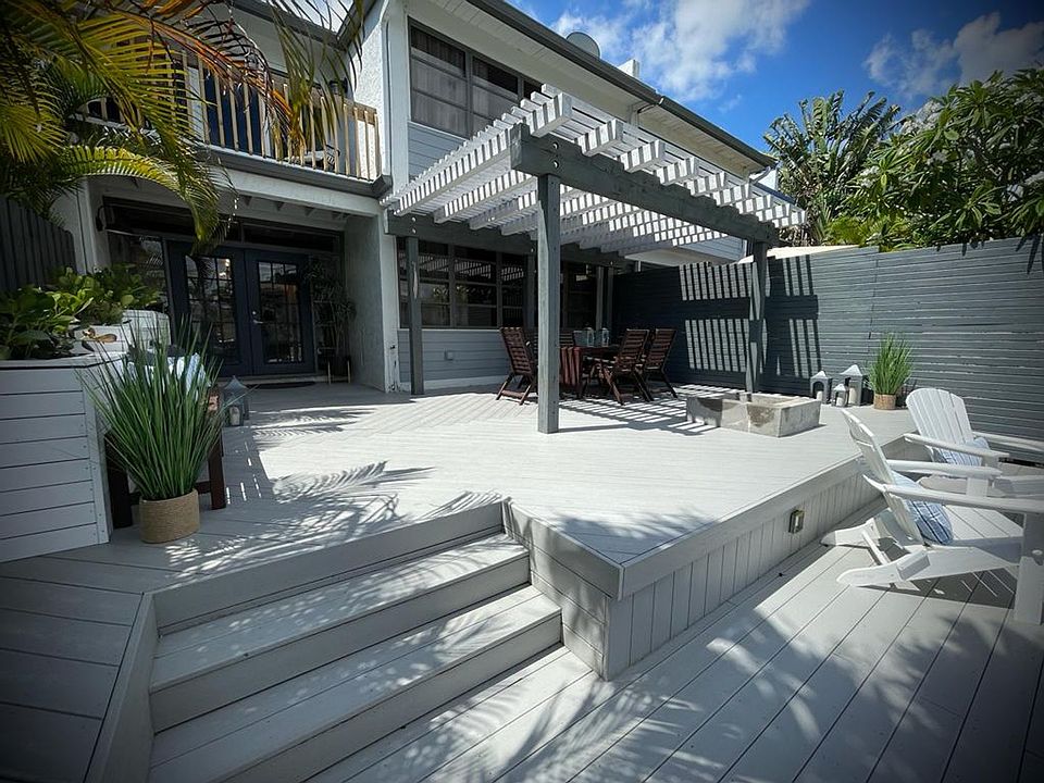 1st image of 605 Kensington Pl