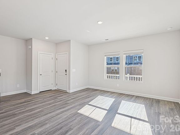 2nd image of 114 Ciara Pl #D