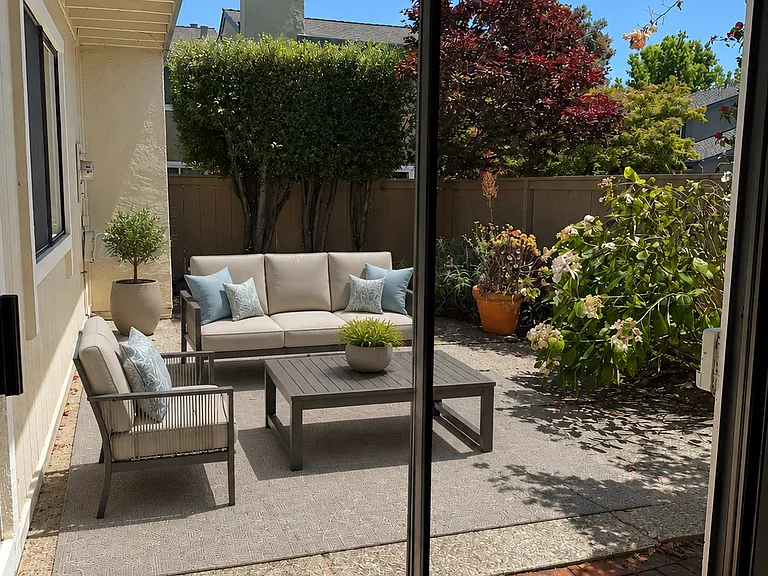Private Patio - virtually staged