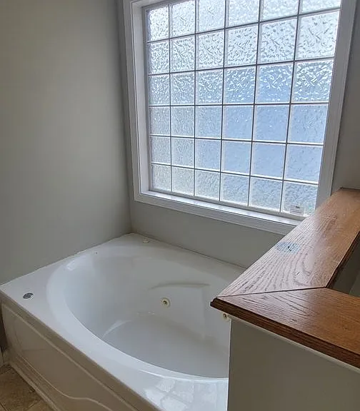8022 Raymede Ct — Photo 13