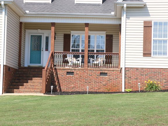 4th image of 102 Homestead Dr
