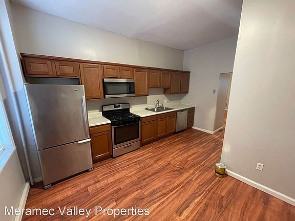 3rd image of 4264 Norfolk Ave APT 1E