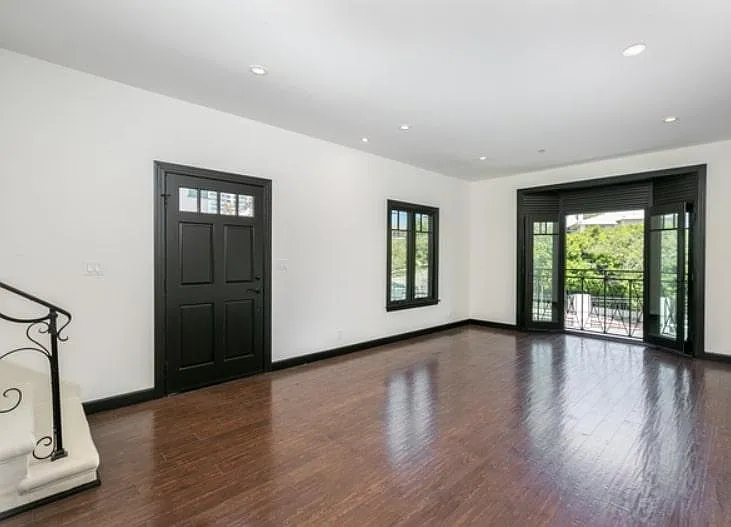 1307 S Beverly Glen Blvd #1307