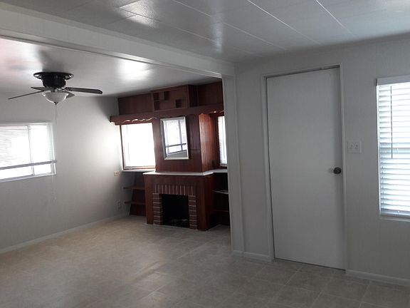 3rd image of 603 51st Avenue Dr W