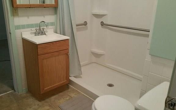 3rd image of 206 N 13th St