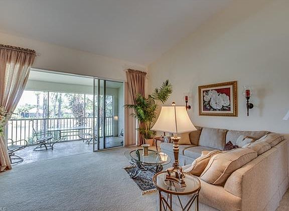 4th image of 20131 Seagrove St Unit 406