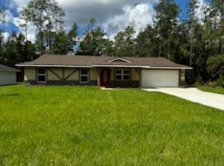 223 E McFaddin Pl, Citrus Springs, FL 34434