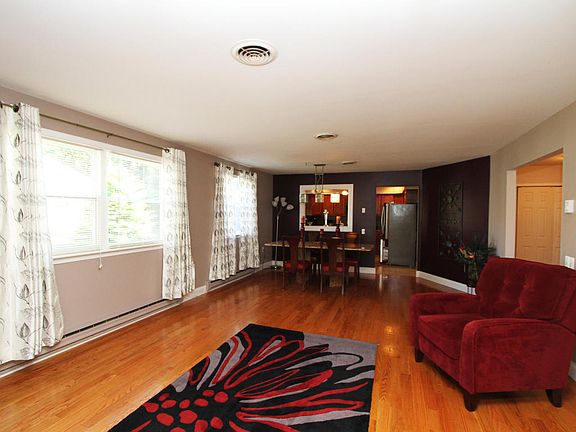 5th image of 15A Birchwood Dr #50