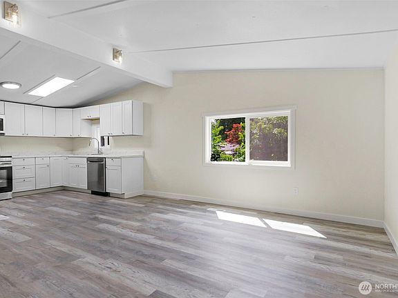 5th image of 33422 192nd Avenue SE #58