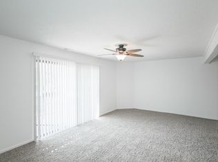 2160 W 26th St APT 2, Lawrence, KS 66047